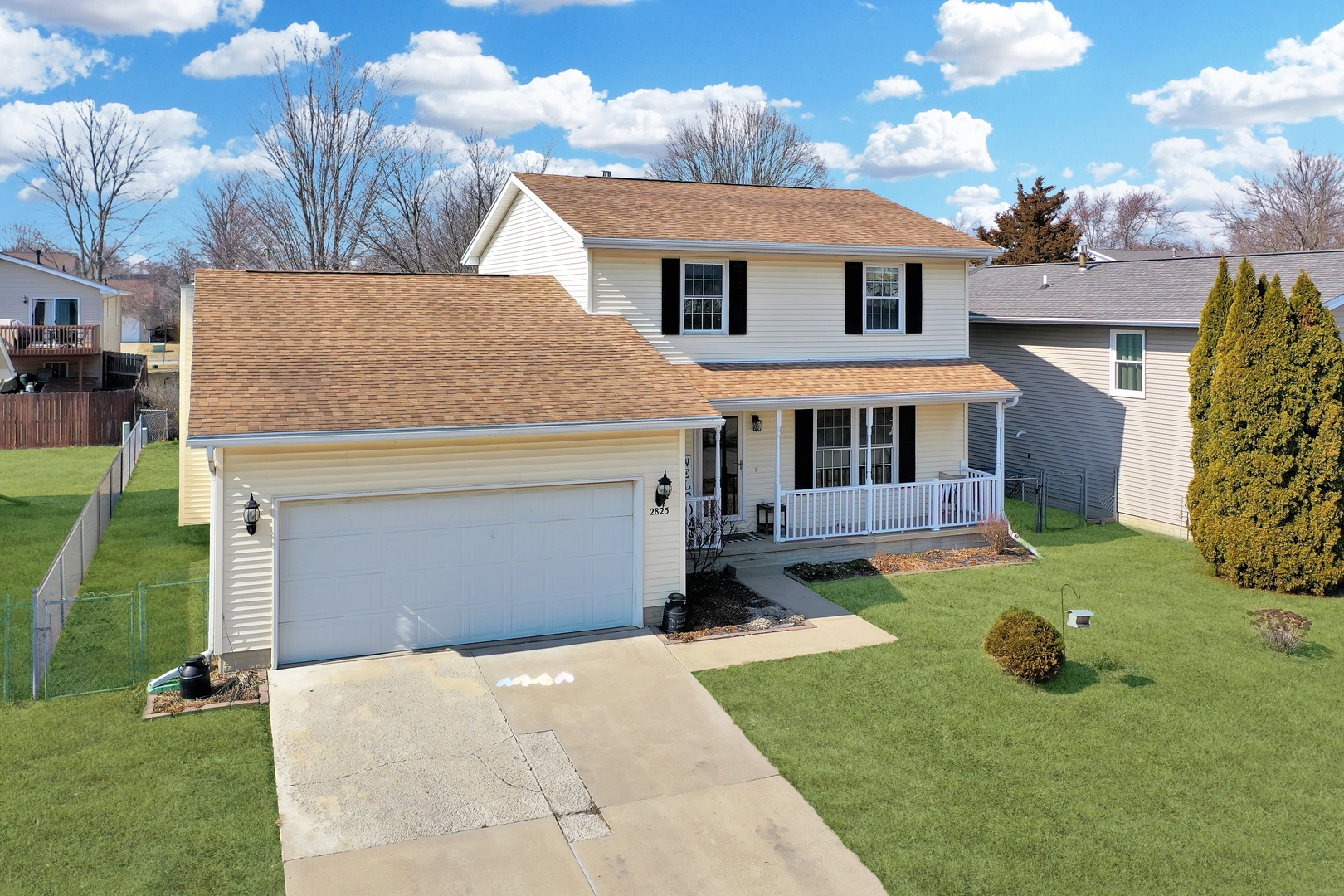 2825 Rutherford Drive Bloomington, IL 61705 - Photo 2 of 38 Gallery Image 2