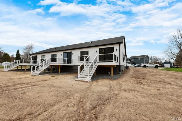 $335,000 | 27 Elm Street, Schroeppel, NY 13135