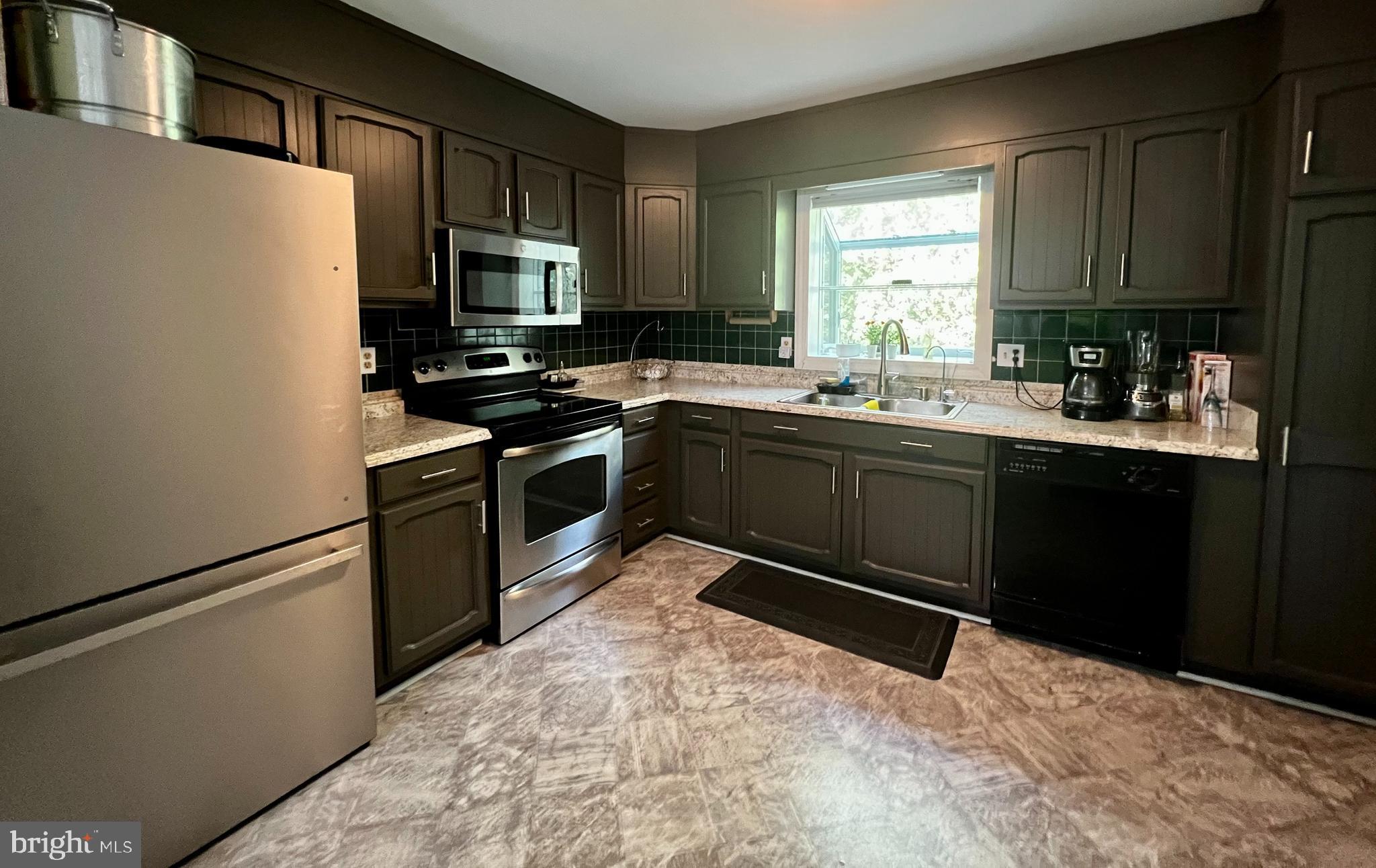 39 Hidden Valley Road Dover, DE 19904 - Photo 15 of 26