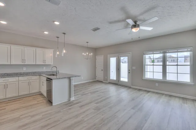 $292,900 | 29 Hardwood Road, Normandy, TN 37360