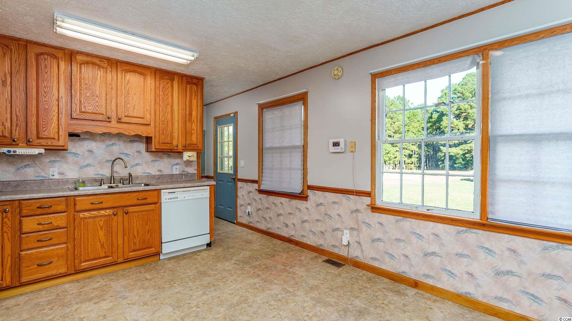 1101 Log Cabin Road Loris, SC 29569 - Photo 14 of 34 Gallery Image 14