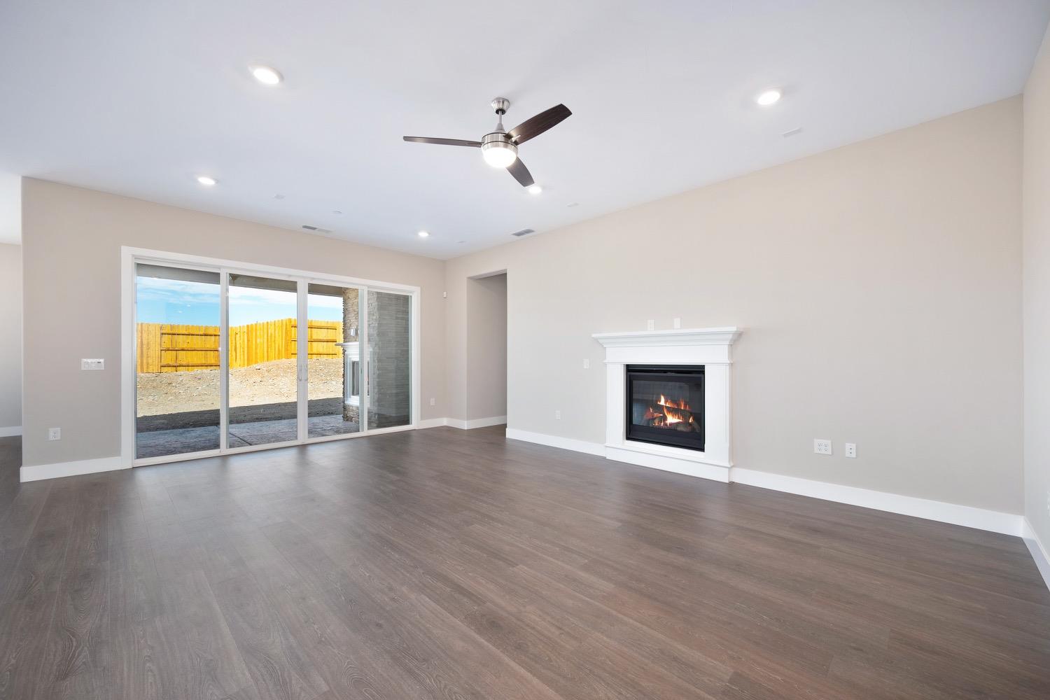 1218 Buck Ridge Drive Rocklin, CA 95765 - Photo 4 of 9