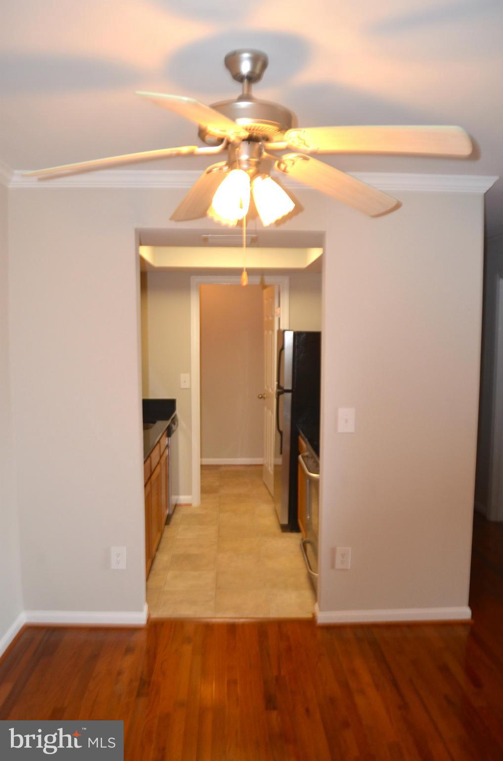 14905 Rydell Road, Unit 302 Centreville, VA 20121 - Photo 9 of 13 Dining Room