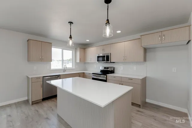 $539,990 | 5303 Castleton Avenue, Nampa, ID 83686