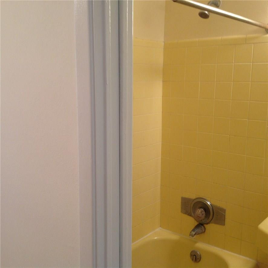 901 North Birch Road, Unit 6D Fort Lauderdale, FL 33304 - Photo 17 of 26 Combination Bath Tub and Shower