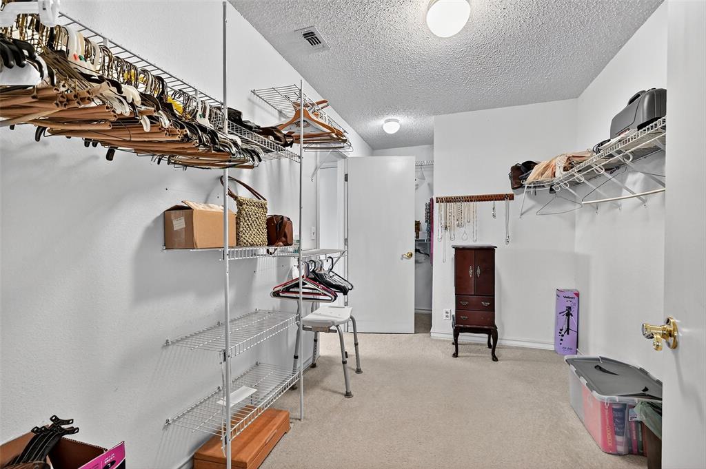 929 County Line Church Road Whitesboro, TX 76273 - Photo 28 of 38 a view of entryway and hall