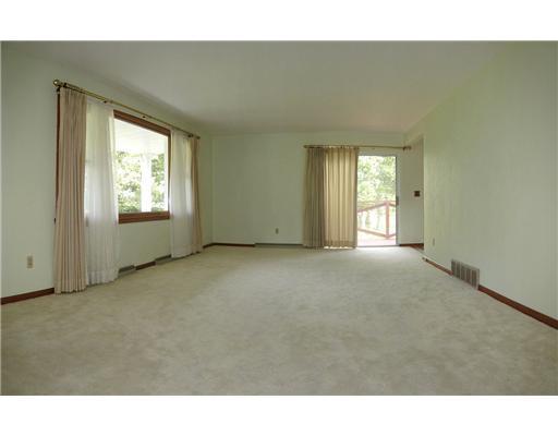 2445 Fox Hollow Road Springfield, OH 45504 - Photo 4 of 12