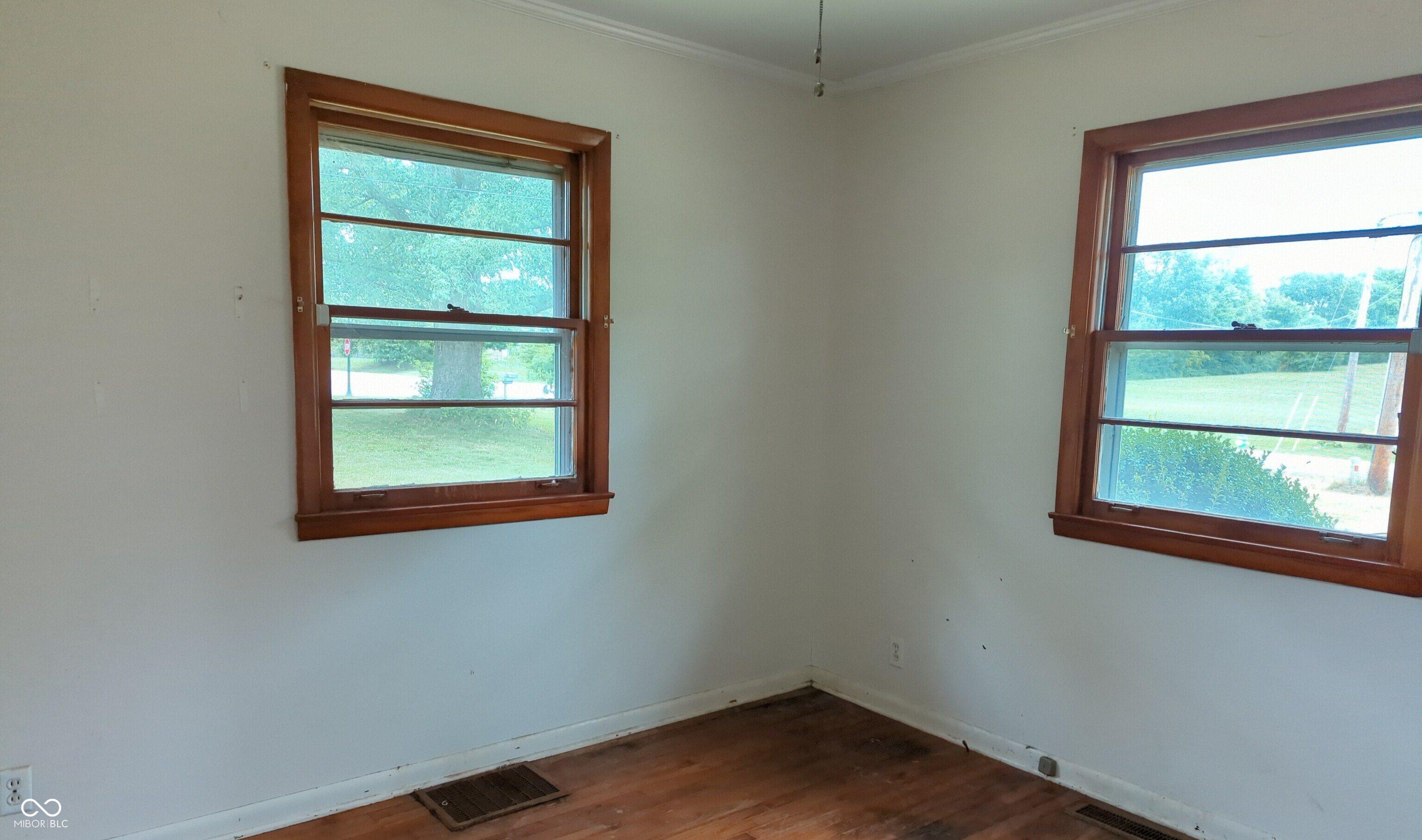 1750 Bade Road Indianapolis, IN 46239 - Photo 4 of 12