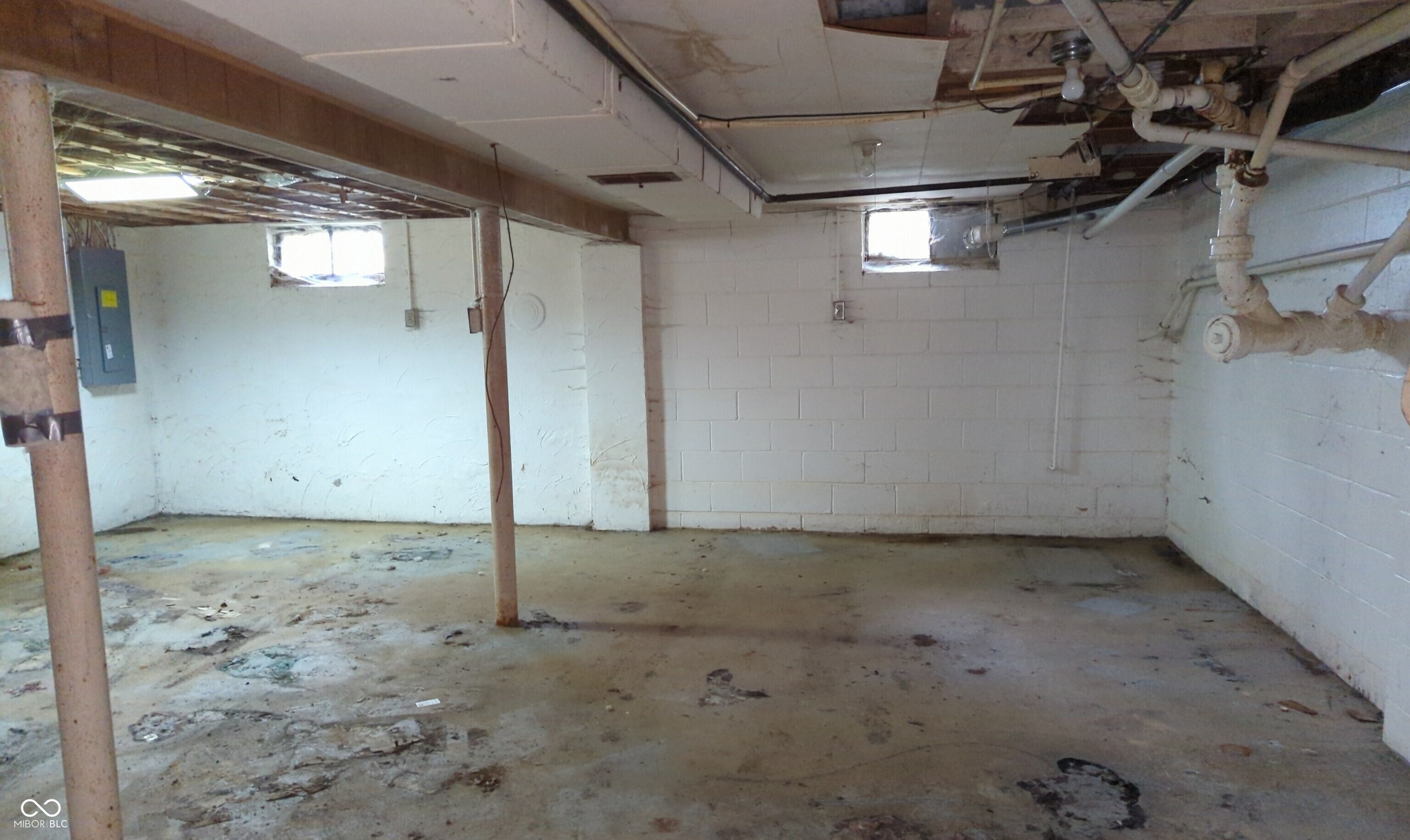 1750 Bade Road Indianapolis, IN 46239 - Photo 9 of 12