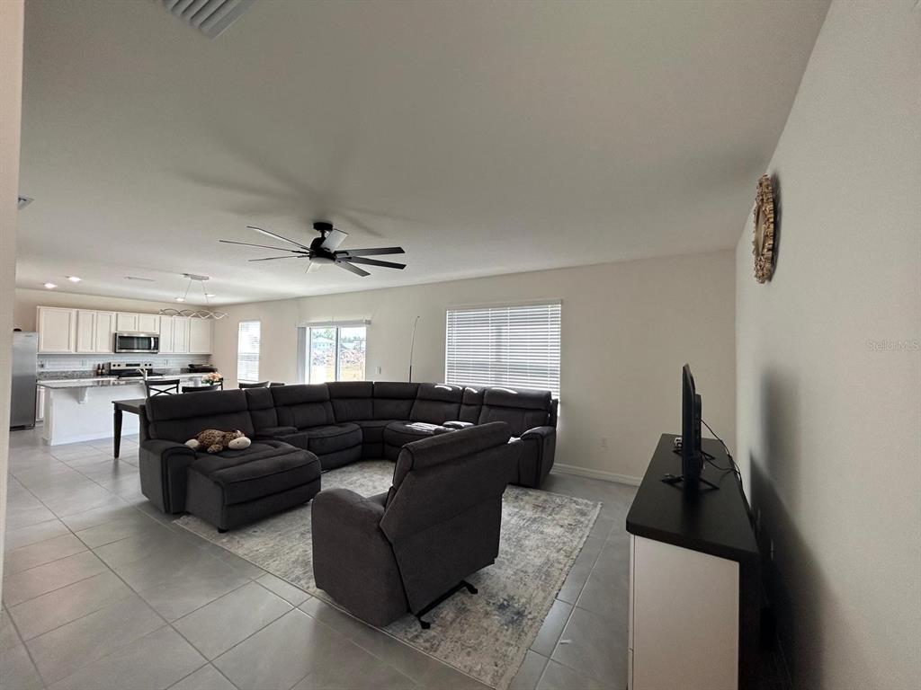 3841 Royal Azalea Way Sanford, FL 32773 - Photo 7 of 33