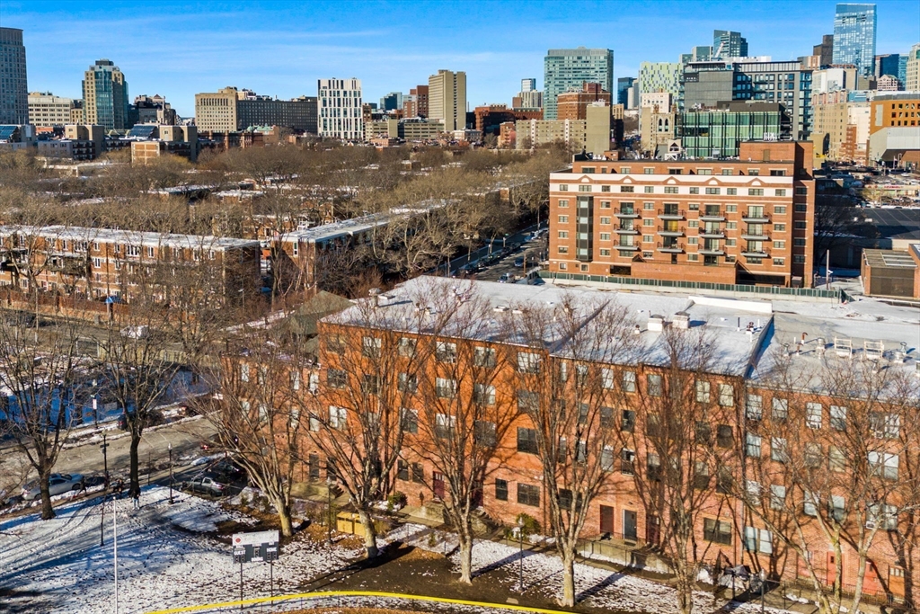 69 East Berkeley Street, Unit 5 Boston, MA 02118 - Photo 25 of 27 a view of a city