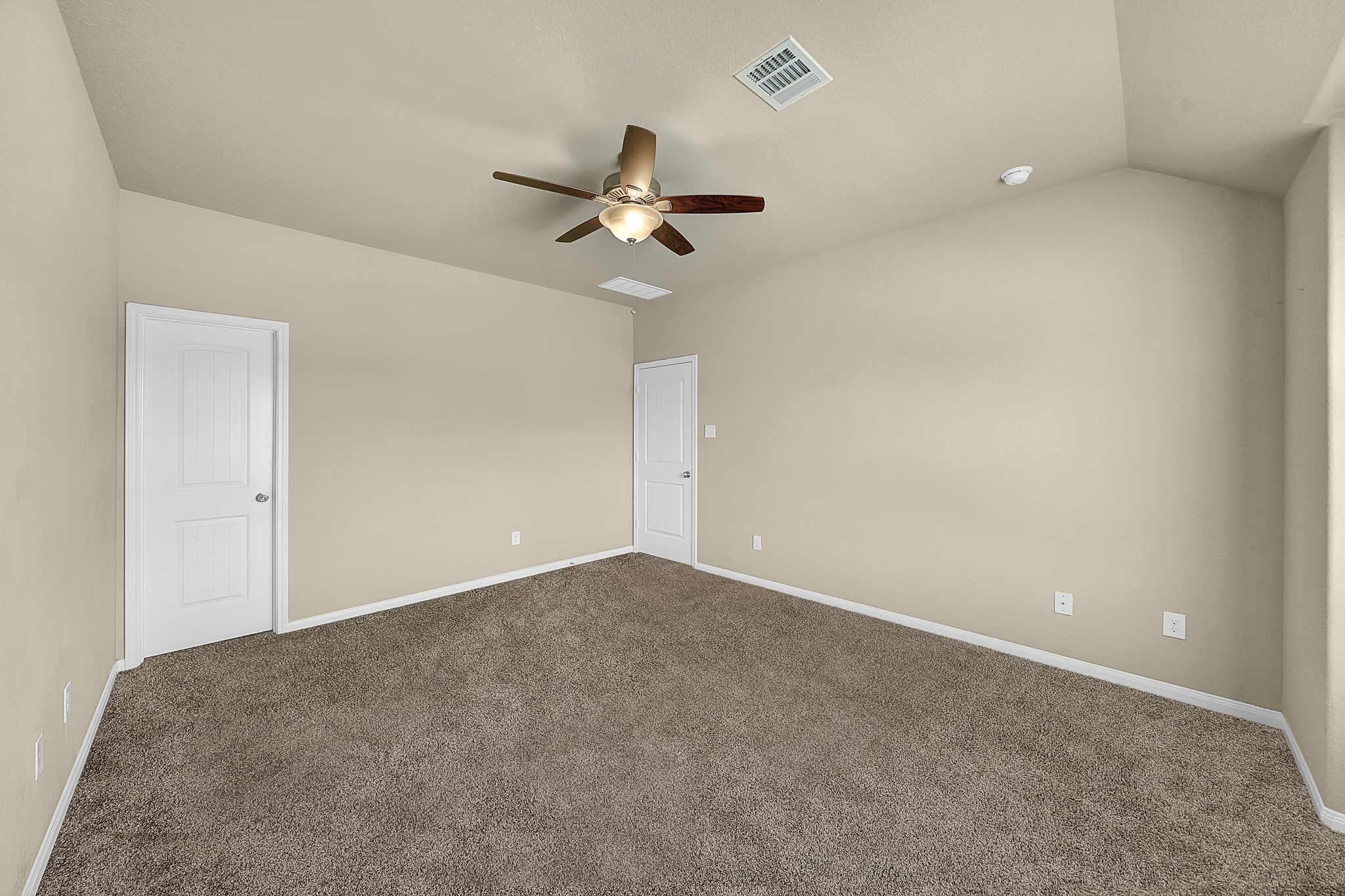 4274 McGregor Blf Lane Conroe, TX 77304 - Photo 10 of 25 a view of an empty room