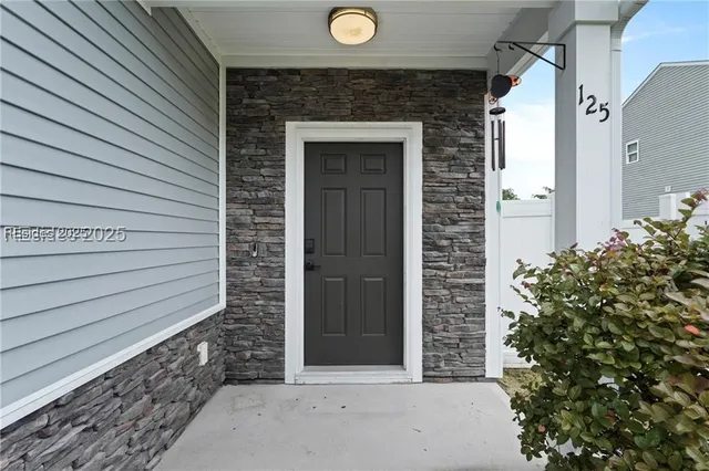 $439,500 | 125 Red Northern Oak Way, Bluffton, SC 29910