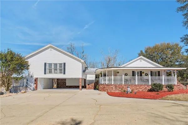 $1,089,000 | 1833 Tom Odum Road, Vidalia, GA 30474