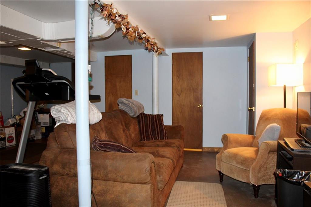 436 Beatty Road Monroeville, PA 15146 - Photo 11 of 23 Gallery Image 11