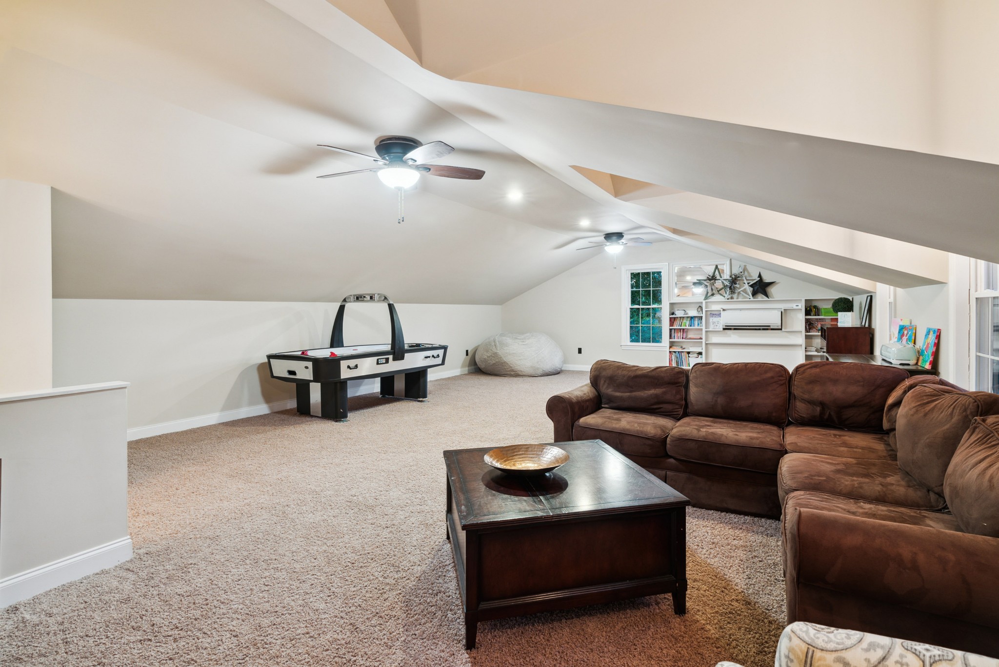 5224 Rustic Way Old Hickory, TN 37138 - Photo 34 of 56 a living room with furniture