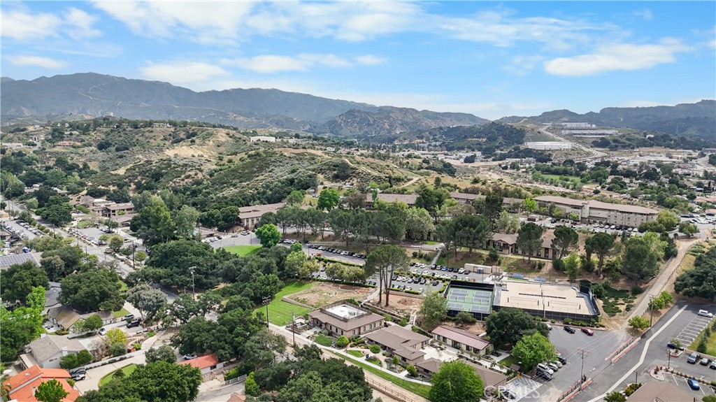 24925 Cindy Road Newhall, CA 91321 - Photo 11 of 19