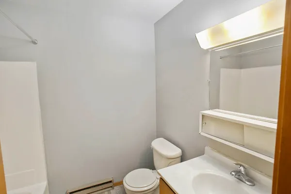 $1,100 | 405 East Reed Street, Unit 11, Braidwood, IL 60408