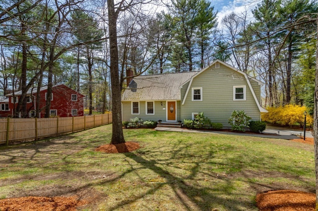 7 Keith Road Wayland, MA 01778 - Photo 2 of 32 Gallery Image 2