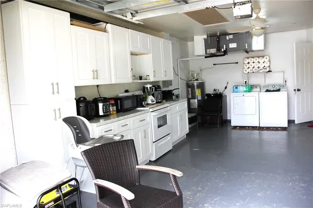 $489,000 | 4602-4604 Skyline Boulevard, Cape Coral, FL 33914