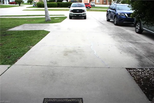 $489,000 | 4602-4604 Skyline Boulevard, Cape Coral, FL 33914