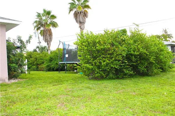 $489,000 | 4602-4604 Skyline Boulevard, Cape Coral, FL 33914