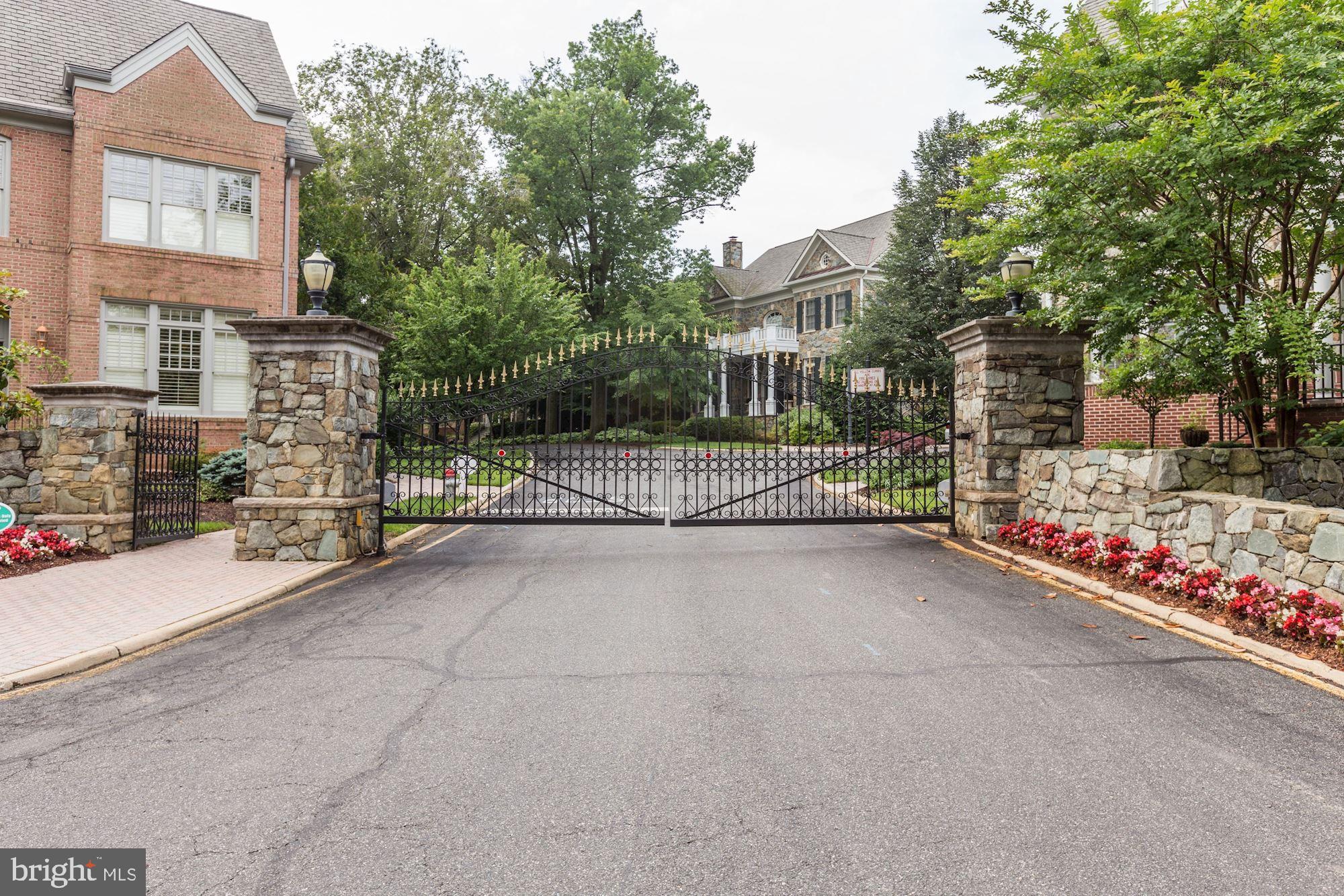 1492 Evans Farm Drive McLean, VA 22101 - Photo 3 of 86