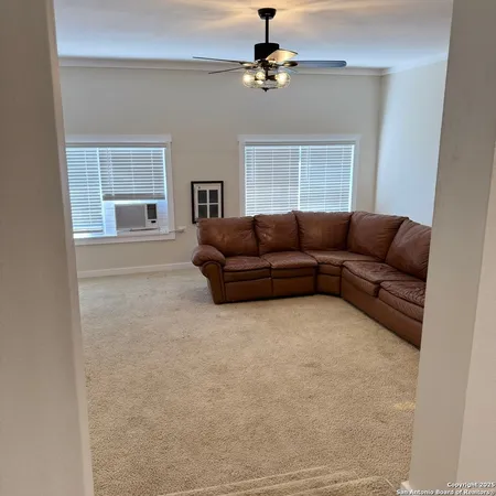 $1,950 | 10353 B Farm To Market Road 539, Sutherland Springs, TX 78161