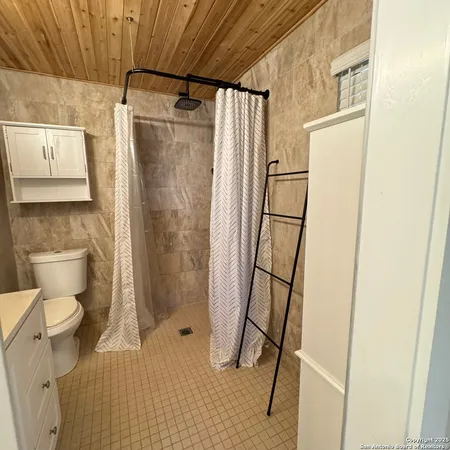 $1,950 | 10353 B Farm To Market Road 539, Sutherland Springs, TX 78161