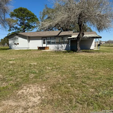 $1,950 | 10353 B Farm To Market Road 539, Sutherland Springs, TX 78161