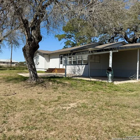 $1,950 | 10353 B Farm To Market Road 539, Sutherland Springs, TX 78161