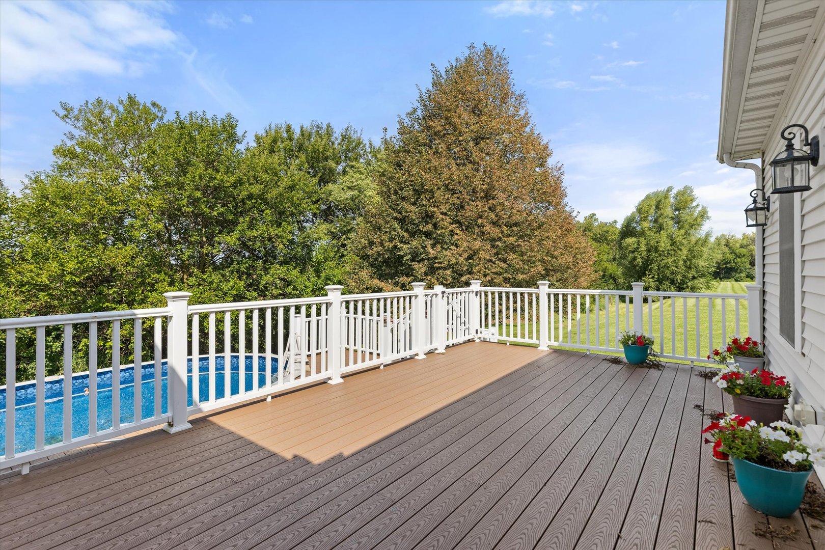 1 Arc Wenona, IL 61377 - Photo 15 of 52 a balcony with wooden floor