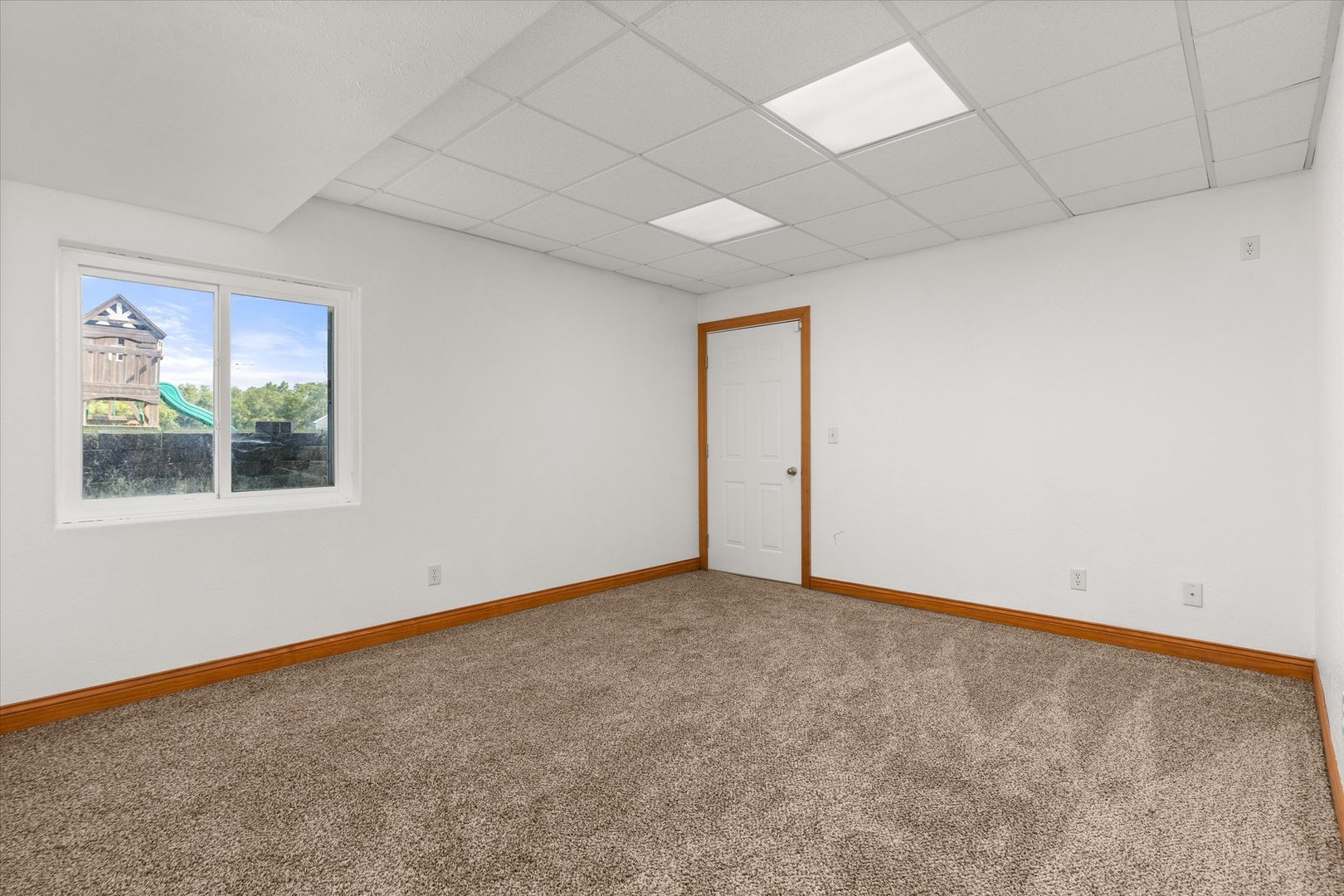 1 Arc Wenona, IL 61377 - Photo 39 of 52 an empty room with windows