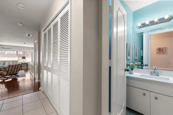 $1,850 | 100 Bluff View Drive, Unit 209B, Belleair Bluffs, FL 33770