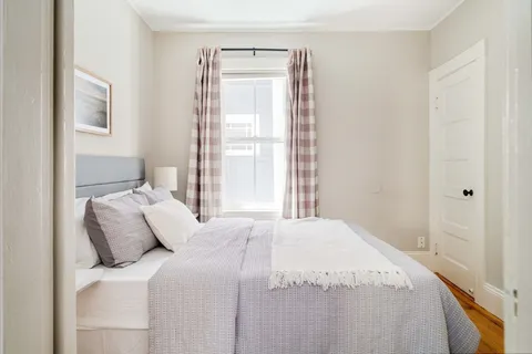 $935,000 | 87 Kinnaird Street, Unit 2, Cambridge, MA 02139