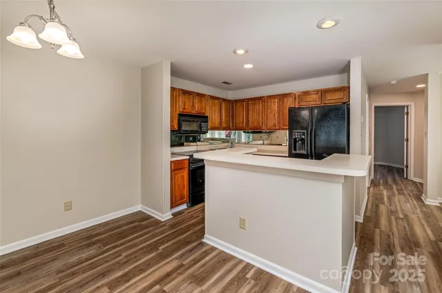 $415,000 | 302 Northwest Drive, Davidson, NC 28036