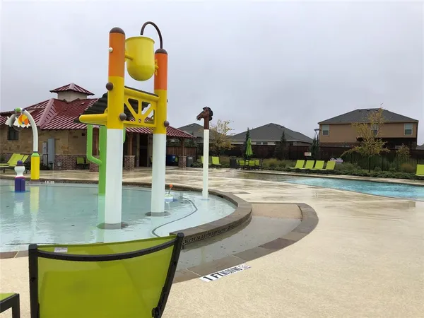 $2,350 | 1008 Emerald Drive, Princeton, TX 75407