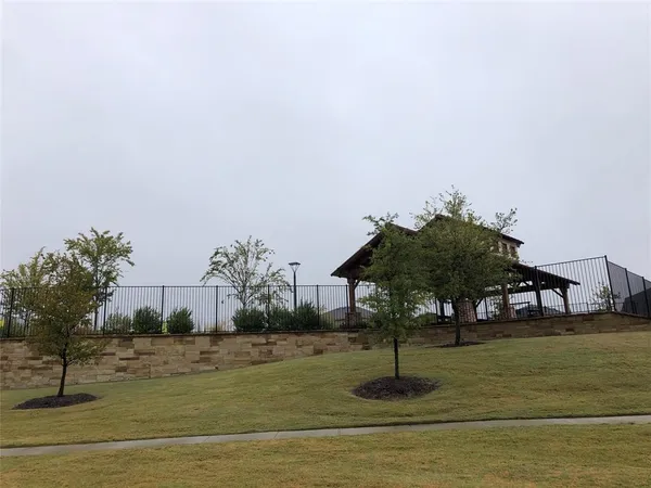 $2,350 | 1008 Emerald Drive, Princeton, TX 75407