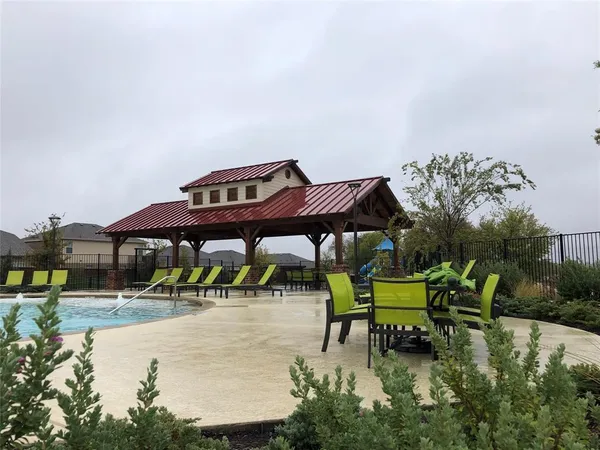 $2,350 | 1008 Emerald Drive, Princeton, TX 75407