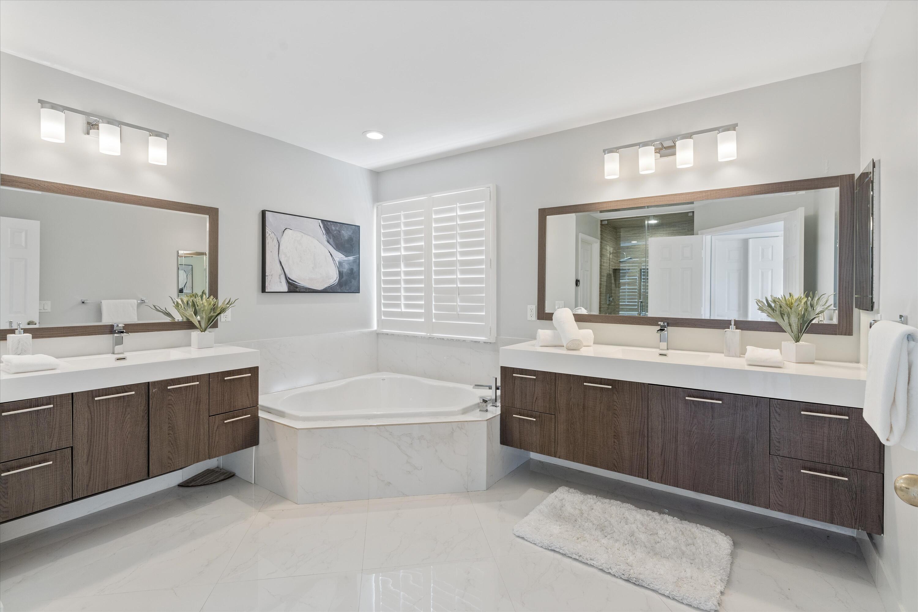 18456 East Covington Trace Boca Raton, FL 33498 - Photo 10 of 16 18-18456 E Covington Trail Boca Raton, F