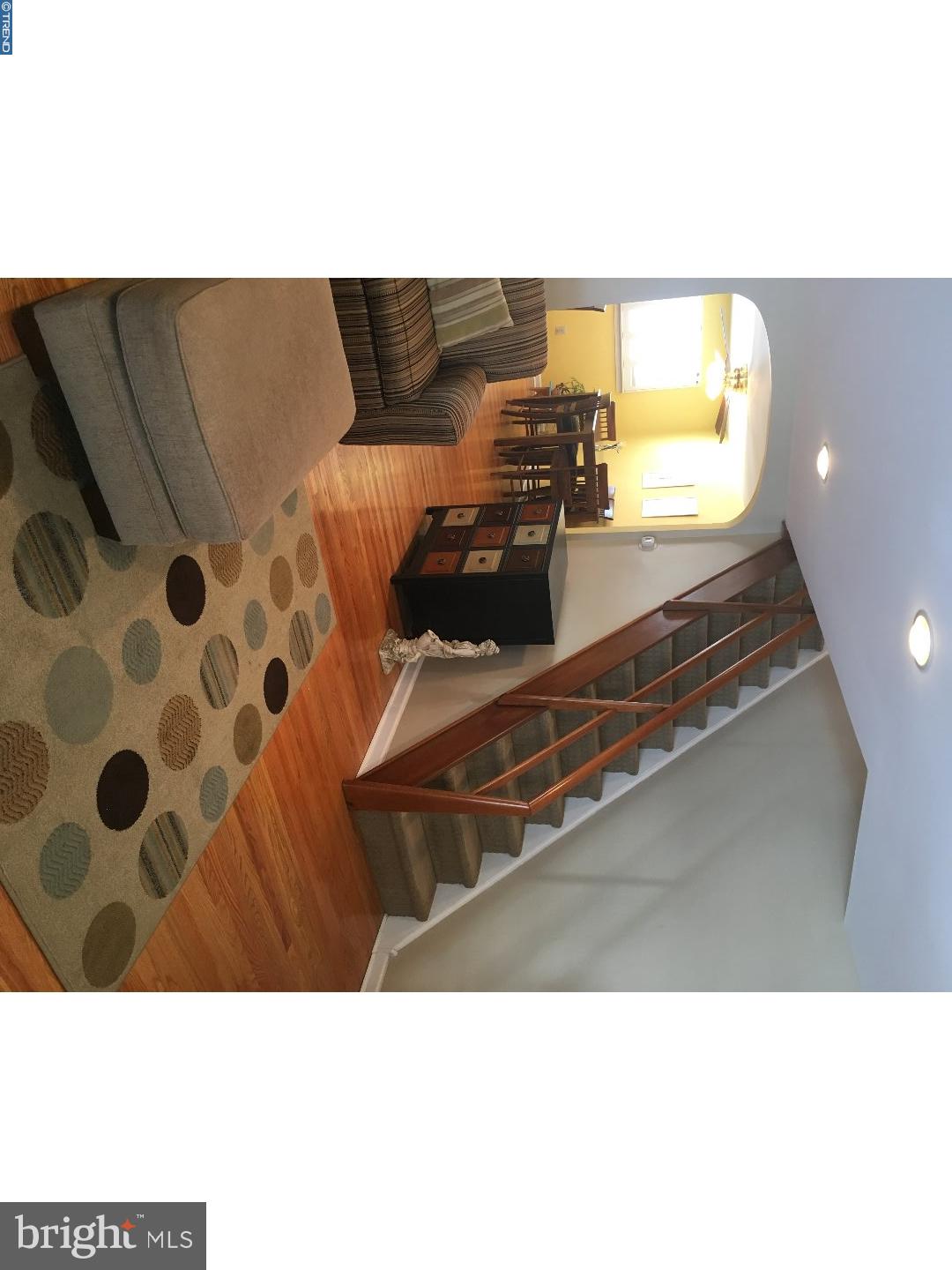 2824 Michael Road Philadelphia, PA 19152 - Photo 6 of 18 Living Room