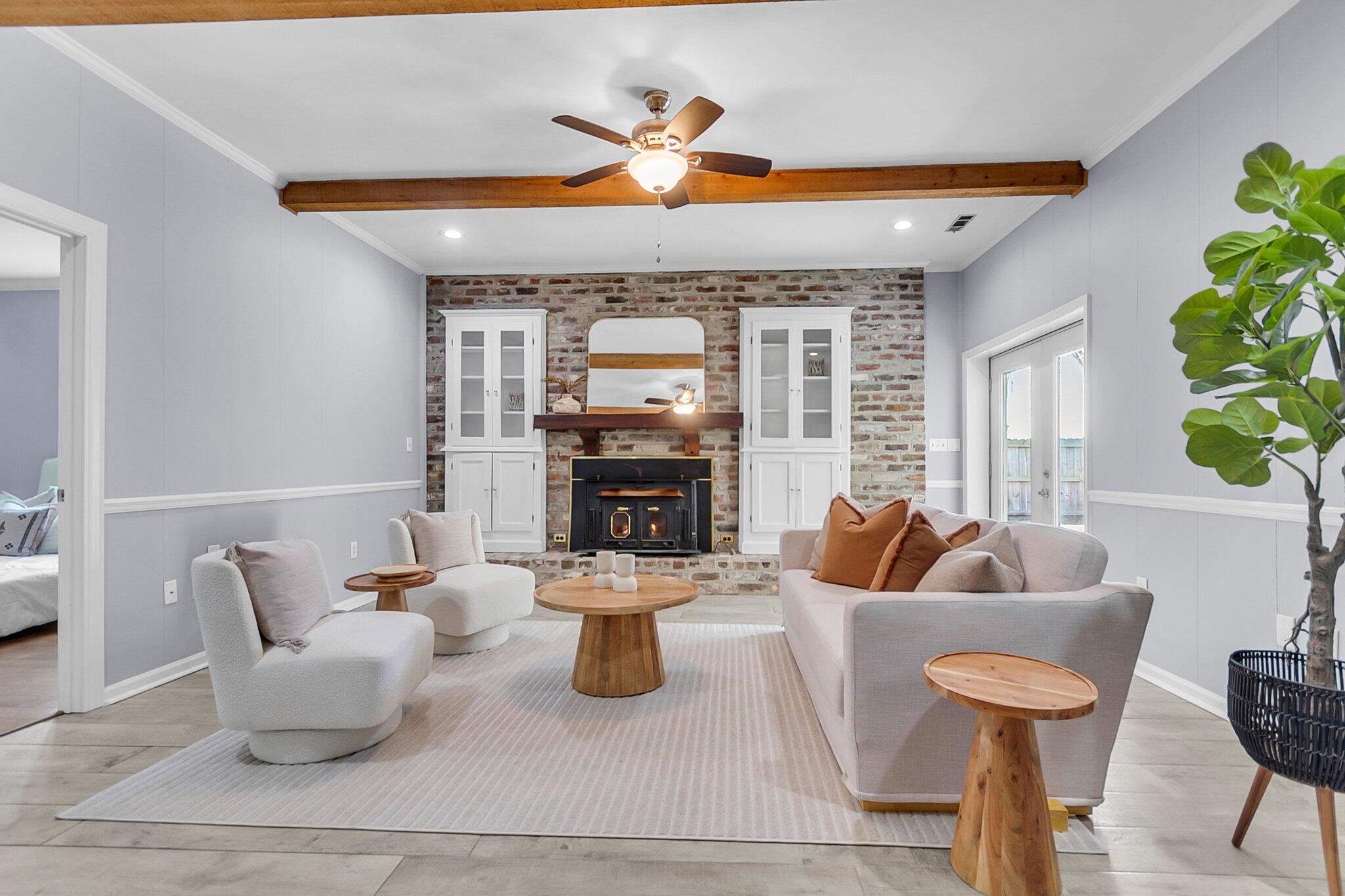 1723 River Front Drive Charleston, SC 29407 - Photo 13 of 30 Living Room