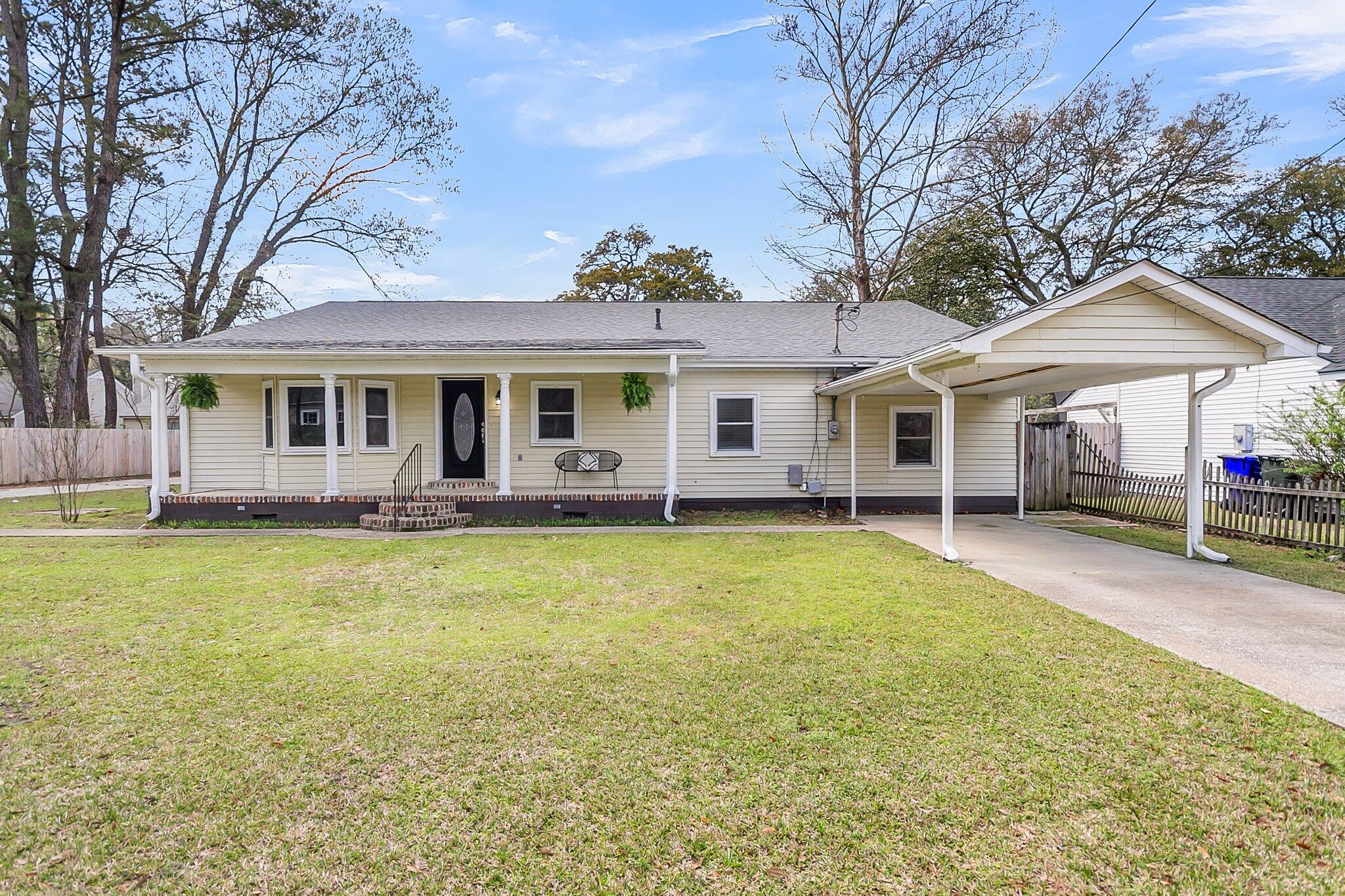 1723 River Front Drive Charleston, SC 29407 - Photo 2 of 30 Exterior-Front