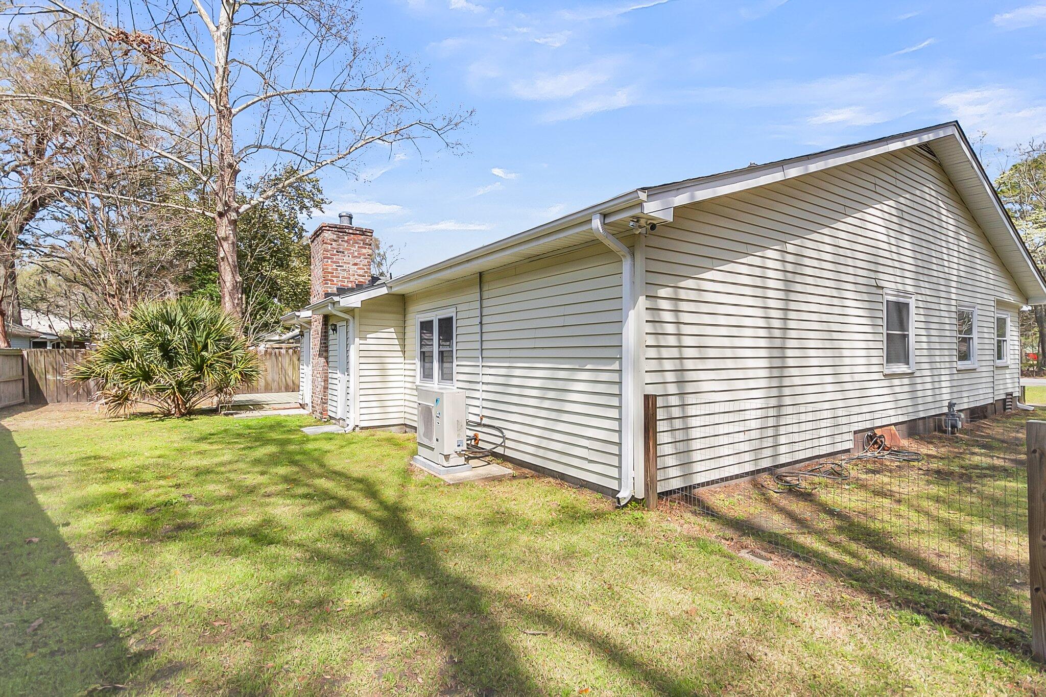1723 River Front Drive Charleston, SC 29407 - Photo 29 of 30 Exterior-3
