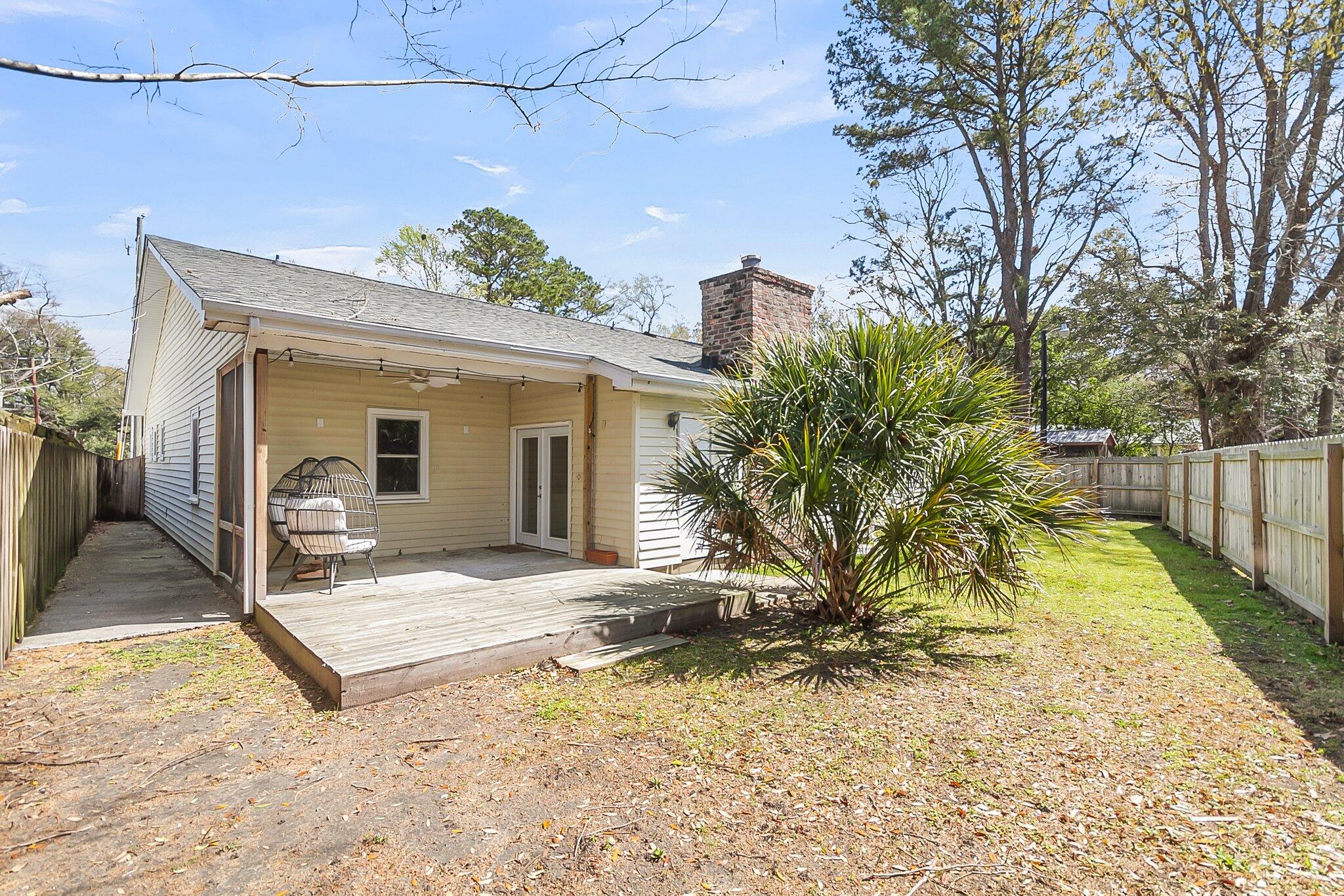 1723 River Front Drive Charleston, SC 29407 - Photo 30 of 30 Backyard