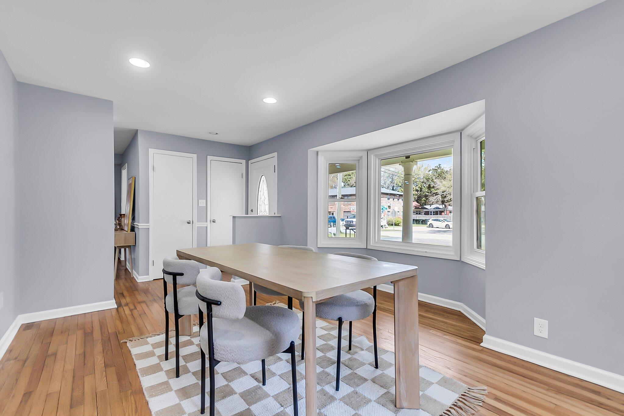 1723 River Front Drive Charleston, SC 29407 - Photo 6 of 30 Dining Room-2