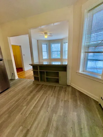 $1,275 | 511 North Taylor Avenue, Unit 1F, Oak Park, IL 60302