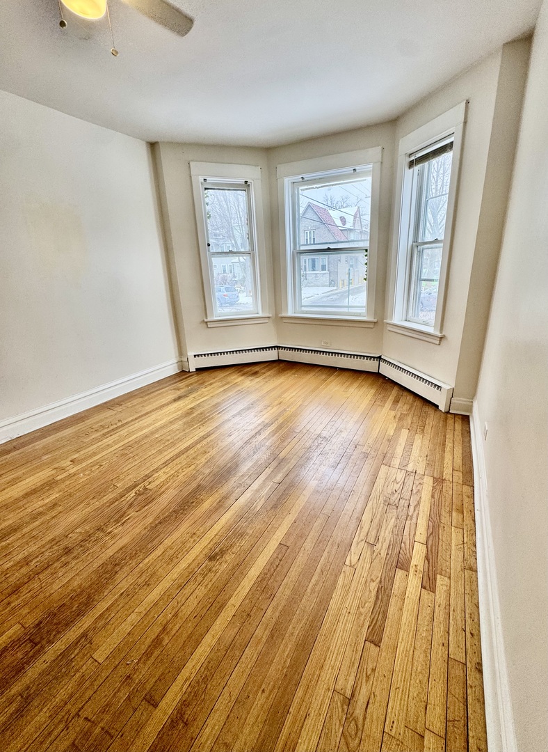 511 North Taylor Avenue, Unit 1F Oak Park, IL 60302 - Photo 7 of 14