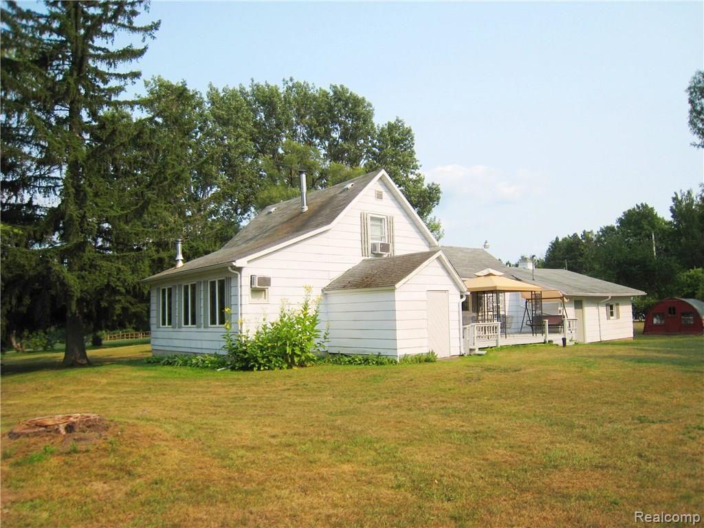 3219 North 17 Road Mesick, MI 49668 - Photo 4 of 68 IMG_5743.JPG