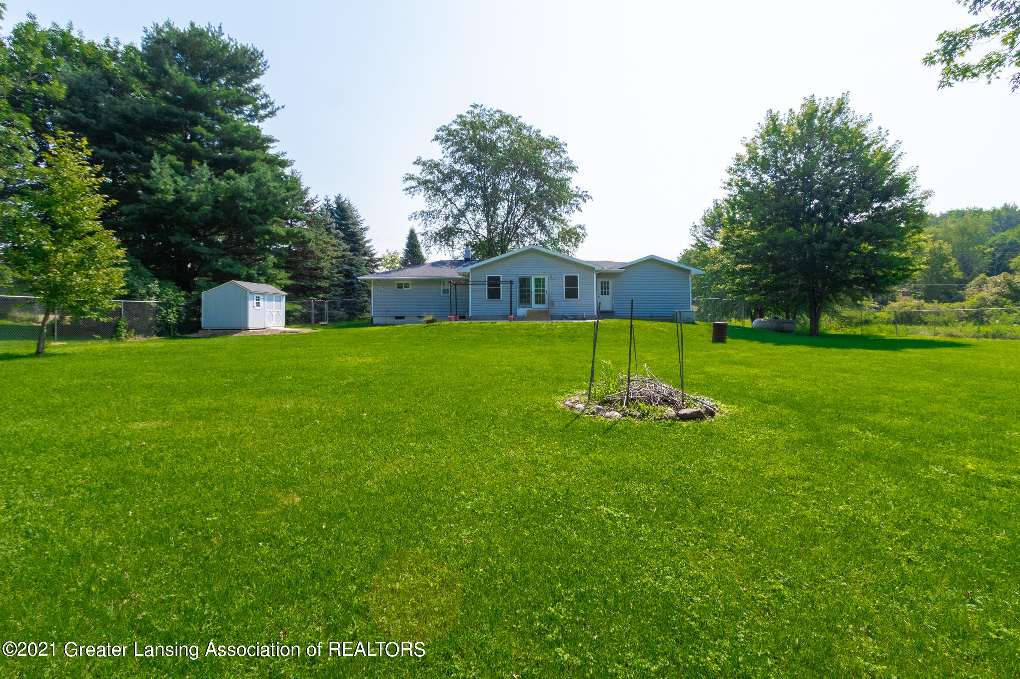 919 Wolverine Road Mason, MI 48854 - Photo 41 of 43 919_Wolverine_JEFF-8
